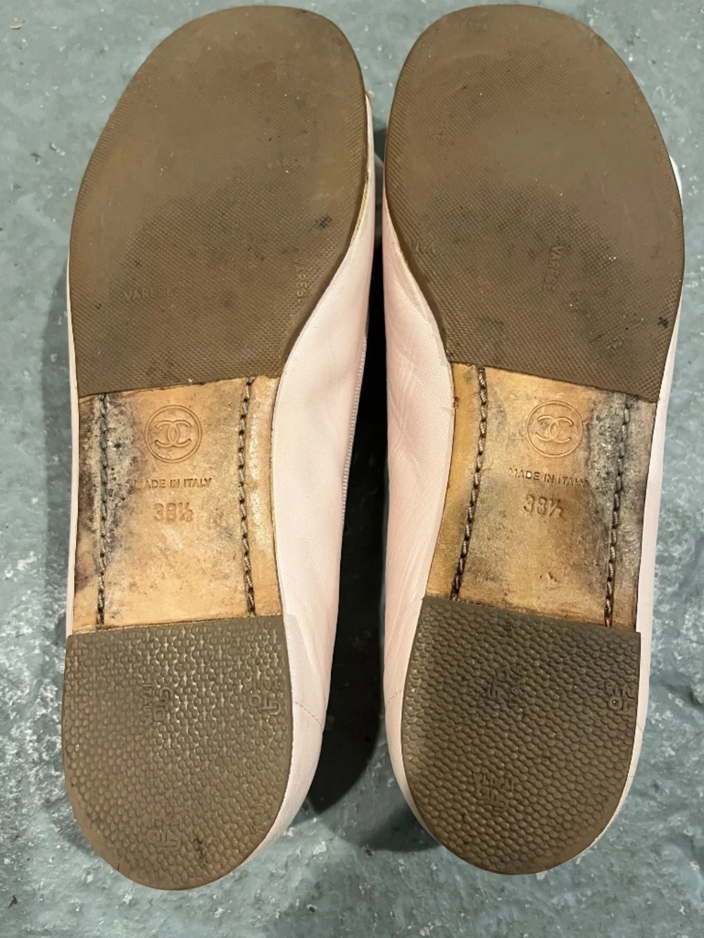 CHANEL Coco Jazz Pink Lambskin CAP toe ballet flats Size 38.5
